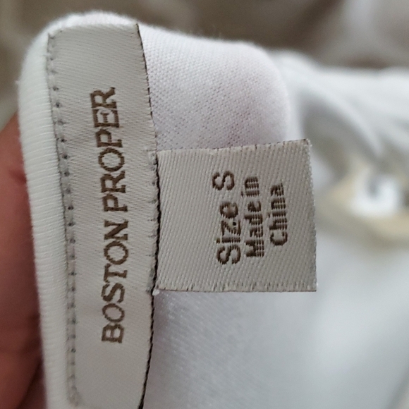 EUC! Boston Proper Rayon/Spandex stretch top - Picture 8 of 9